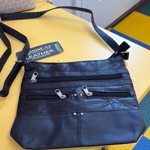 Stone Mountain Accessories Black Leather Crossbody Bag